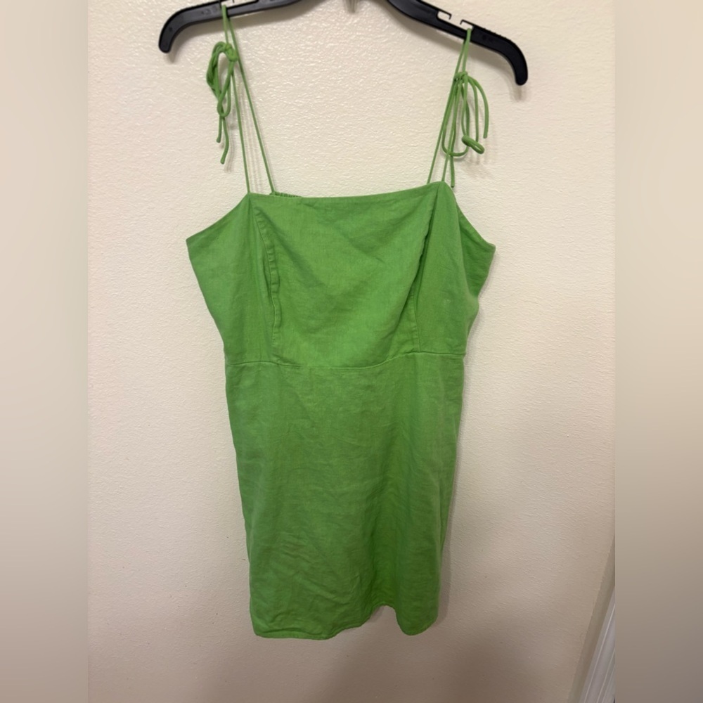 Old Navy minimalist simple Light Green dress with pockets